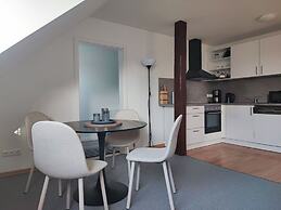 in the Countryside Modern Retreat