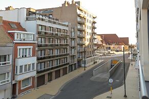Apartment in Middelkerke With sea Beach