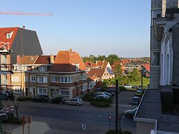 Apartment in Middelkerke With sea Beach