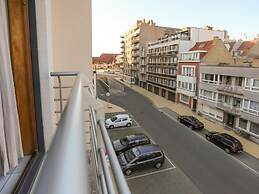 Apartment in Middelkerke With sea Beach
