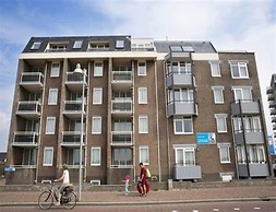 Apartment in Middelkerke With sea Beach