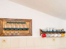 Mesmerising Apartment in Klek