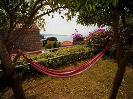 Apartments Villa Mare - One Bedroom Apartment With Balcony and Sea Vie