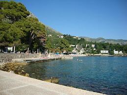 Apartments Villa Mare - One Bedroom Apartment With Balcony and Sea Vie