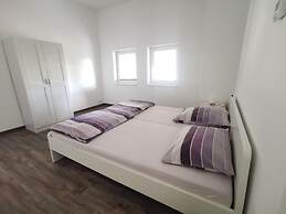 Nice Holiday Home in Auw Near Lake