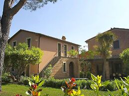 Tasteful Apartment With Shared Pool