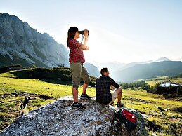 Apartment With Sauna and Lakeview