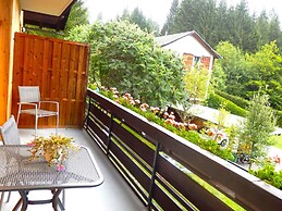 Apartment With Sauna and Lakeview