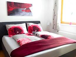 Apartment With Sauna and Lakeview