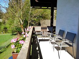 Apartment With Sauna and Lakeview