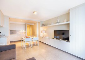 Apartment for 4 People in Zeedijk