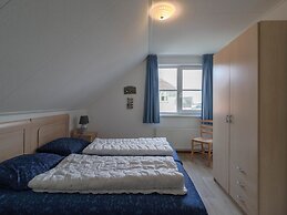 Spacious Villa in a Holiday Park in Makkum