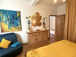 Unexpected-bochum Comfortable Vacation Home