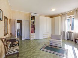 Elegant Villa With air Conditioning and Bubble Bath, Fantastic View