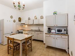 Elegant Villa With air Conditioning and Bubble Bath, Fantastic View