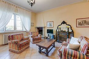Villa Near Lake Garda With Bubble Bath