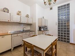 Elegant Villa With air Conditioning and Bubble Bath, Fantastic View