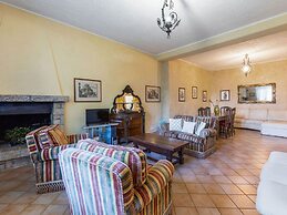 Elegant Villa With air Conditioning and Bubble Bath, Fantastic View