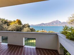 Elegant Villa With air Conditioning and Bubble Bath, Fantastic View