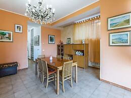 Elegant Villa With air Conditioning and Bubble Bath, Fantastic View