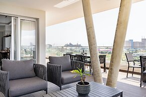 YAMAS Urban Living Pool Penthouse Marvel