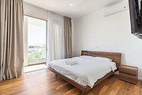 YAMAS Urban Living Pool Penthouse Marvel