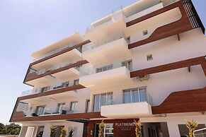 YAMAS Urban Living Pool Penthouse Marvel