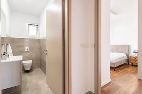 YAMAS Urban Living Pool Penthouse Marvel