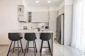 YAMAS Urban Living Pool Penthouse Marvel