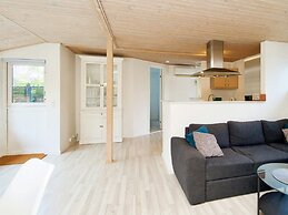 6 Person Holiday Home in Jaegerspris