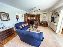 Comfortable Home With Private Pool