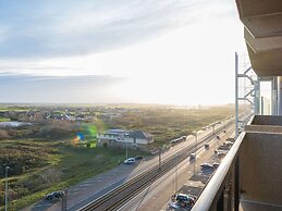Bright Apartment Near the Center