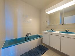 Bright Apartment Near the Center