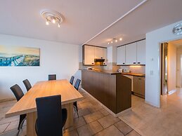 Bright Apartment Near the Center