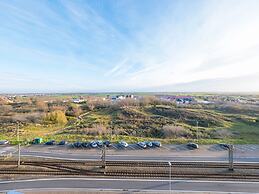 Bright Apartment Near the Center