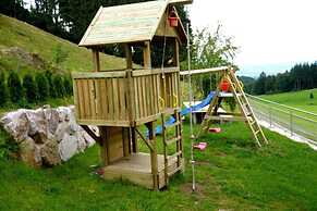 Holiday Apartment Ferienhof Benz