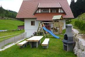 Holiday Apartment Ferienhof Benz