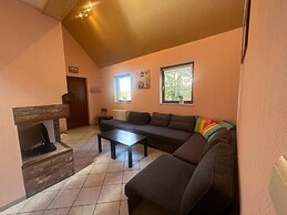 Villa in Filot With Indoor Pool