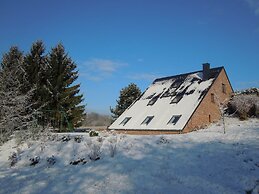 Relaxing Villa With Pool
