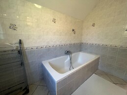 Villa in Filot With Indoor Pool