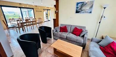 Attractive Holiday Home With Garden