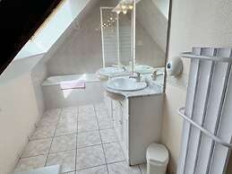 Attractive Holiday Home With Garden