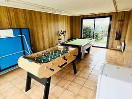 Attractive Holiday Home With Garden