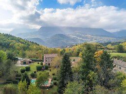 Spacious Holiday Home With Swimming Pool