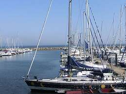 Apartment 28, Seestern Residence