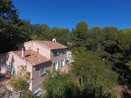 Holiday Home With Large Garden and Pool