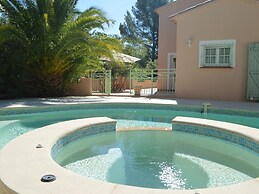 Holiday Home With Large Garden and Pool