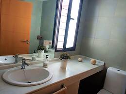 Belvilla by OYO Camarate Golf