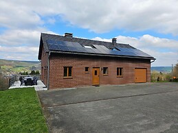 Luxurious Cottage With Panoramic View of Stavelot