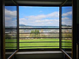 Luxurious Cottage With Panoramic View of Stavelot